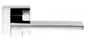 Дверная ручка на розетке COLOMBO Zelda MM11RSB-CR 